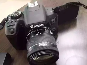 DSLR Camera