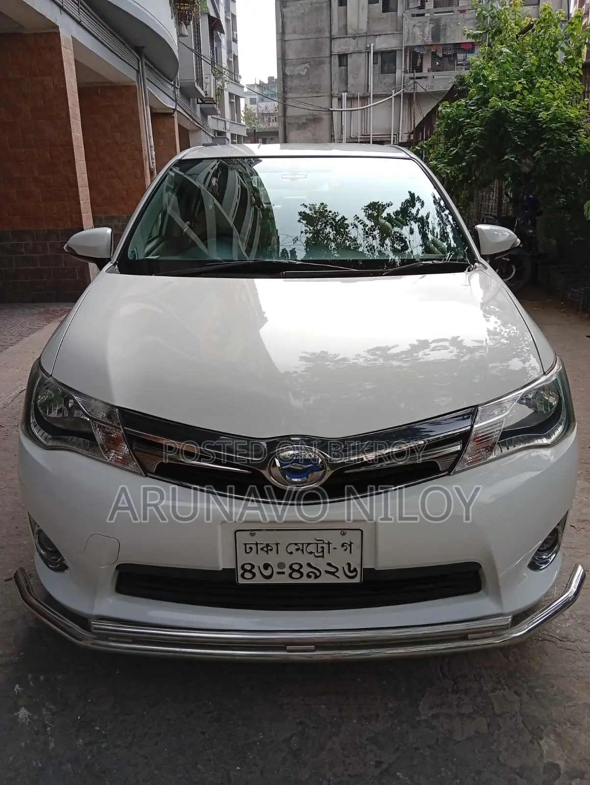 টয়োটা করোলা ২০১৪ হোয়াইট