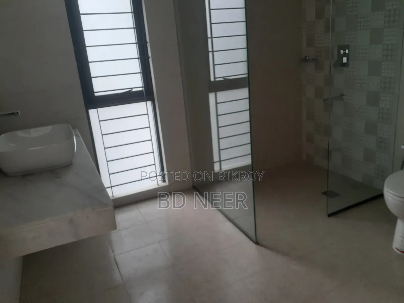 4bdrm Apartment in Gulshan for Rent