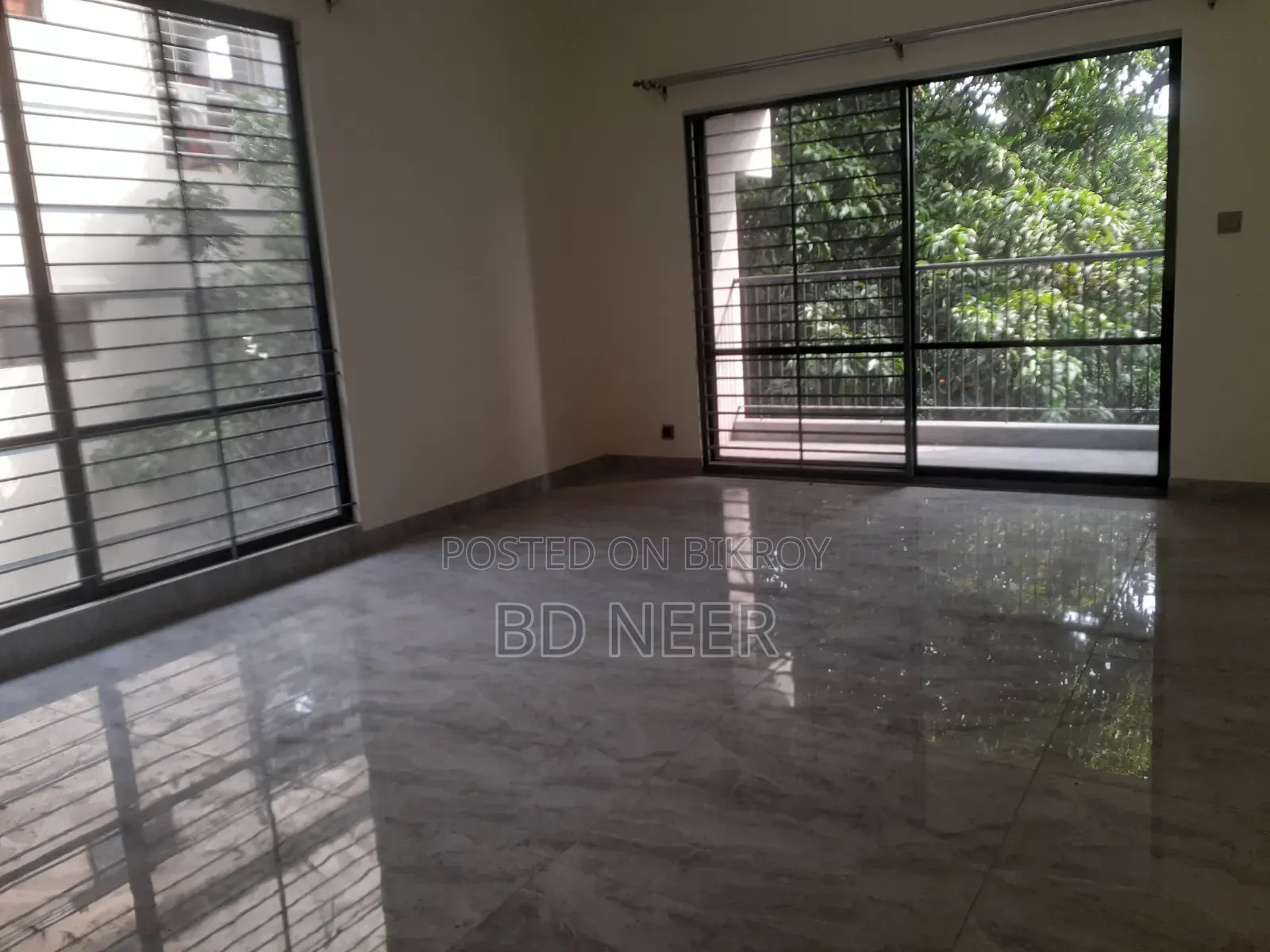 4bdrm Apartment in Gulshan for Rent