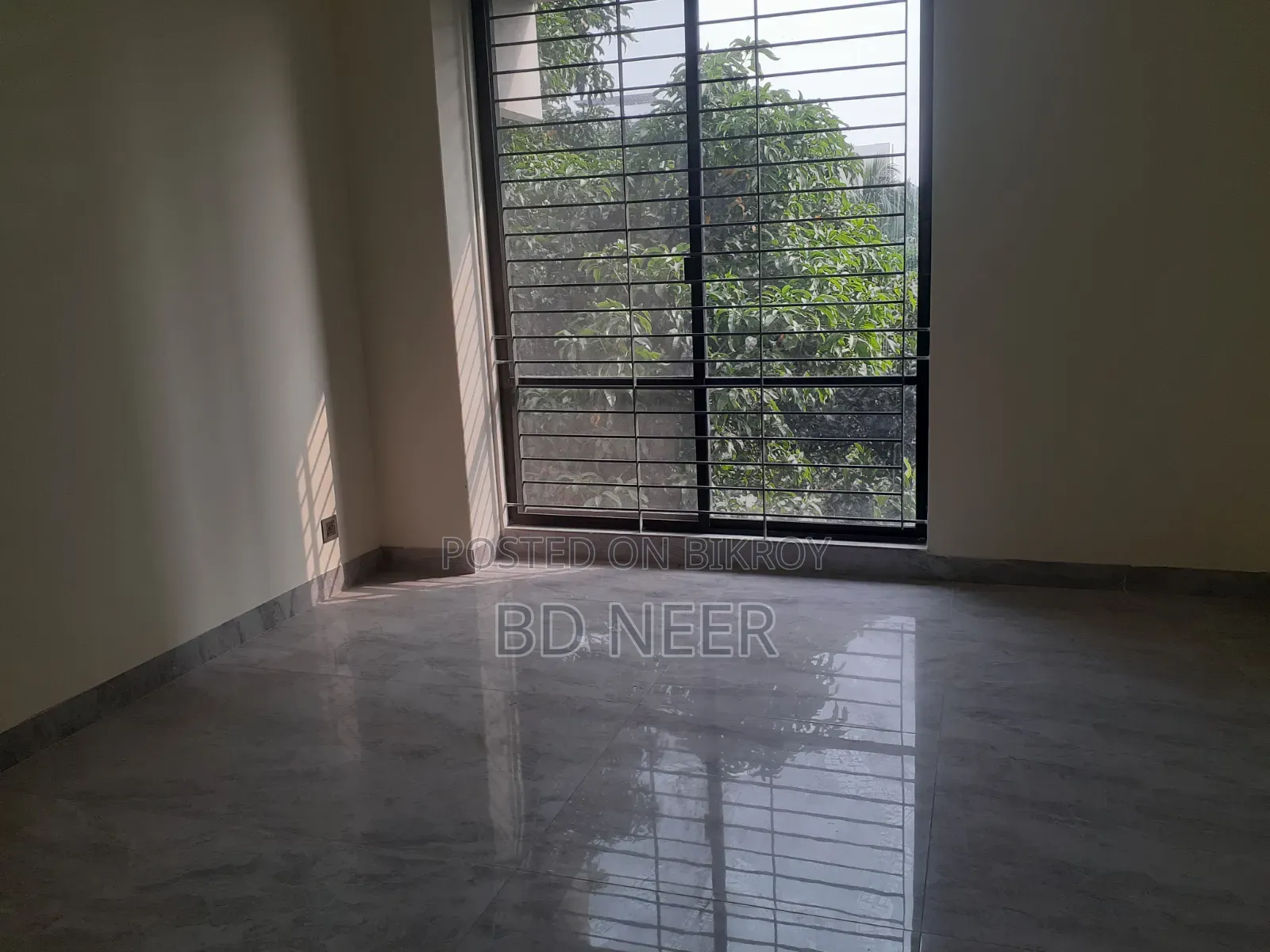 4bdrm Apartment in Gulshan for Rent