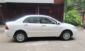 Toyota Corolla 2005 White
