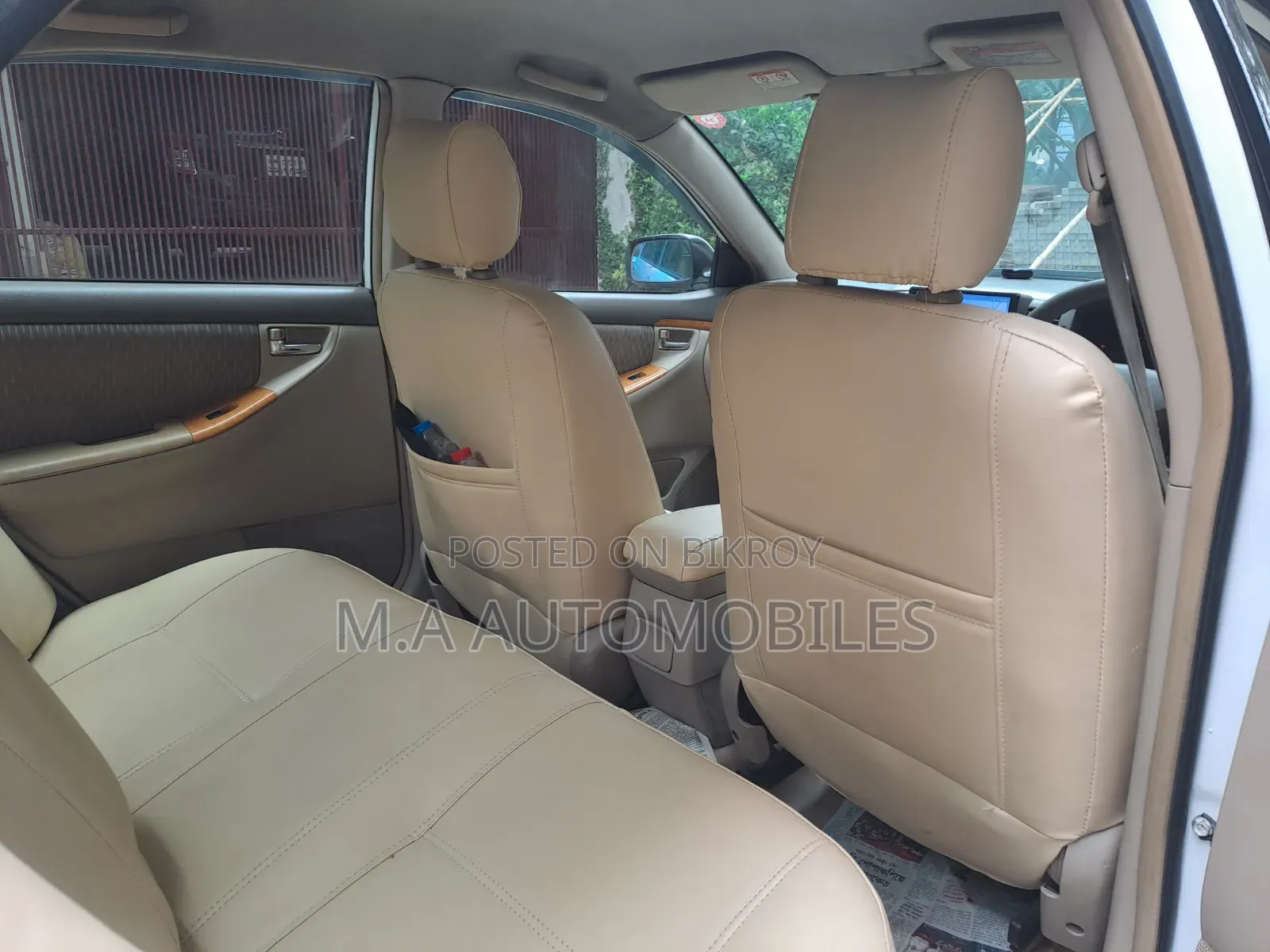 Toyota Corolla 2005 White