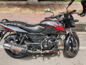 Bajaj Pulsar 150 2023 Black