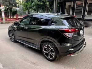 Honda Vezel 2014 Green