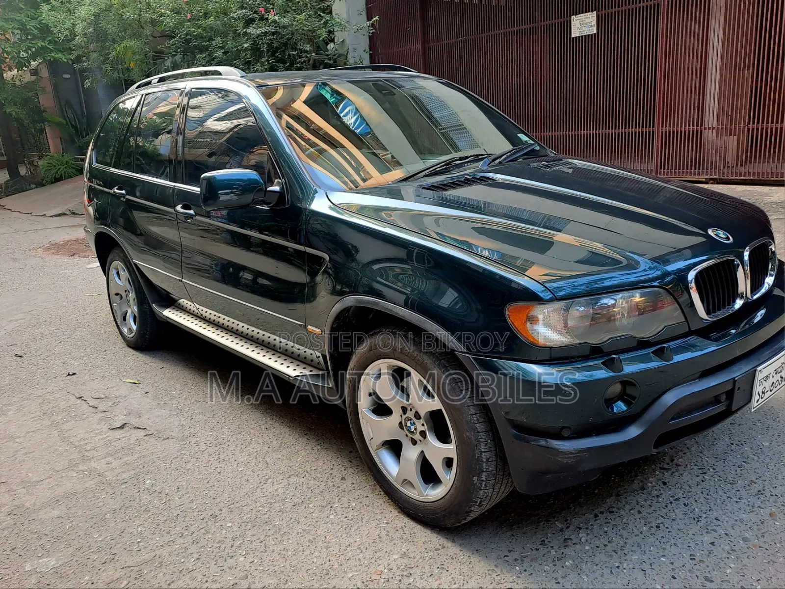 BMW X5 2001 Green
