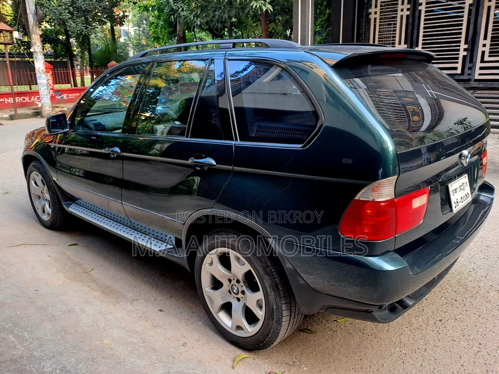 BMW X5 2001 Green