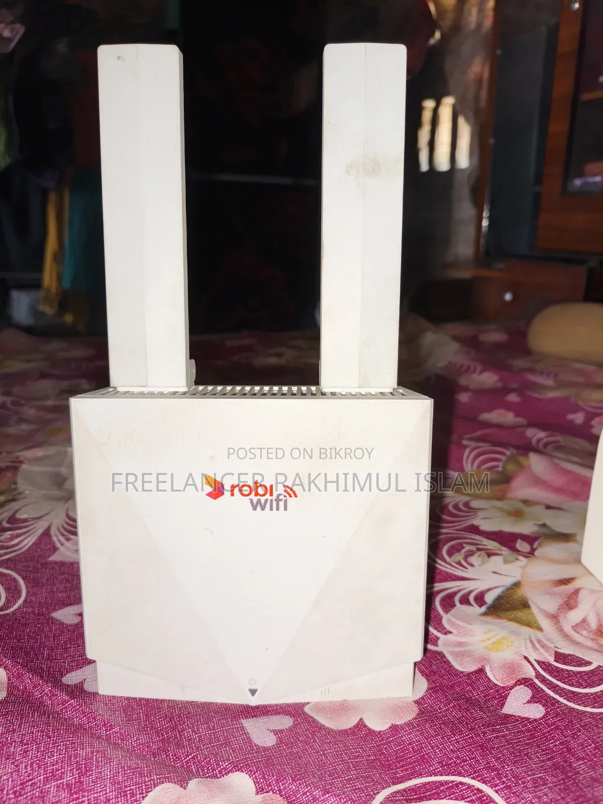 Robi WiFi Router Included