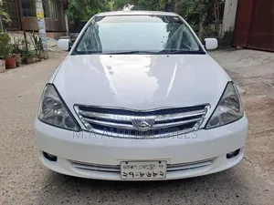 টয়োটা অ্যালিওন ২০০৪ সাদা