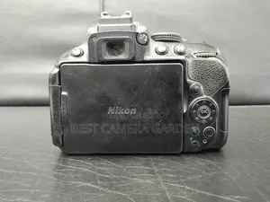 Nikon D5300 With 18-55mm Kit Lens – Full Fresh Condition