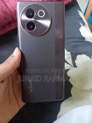 Vivo V30e 128 GB Purple