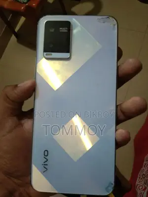 Vivo Y21 64 GB