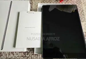 Apple iPad 10.2 (2021) 64 GB Black