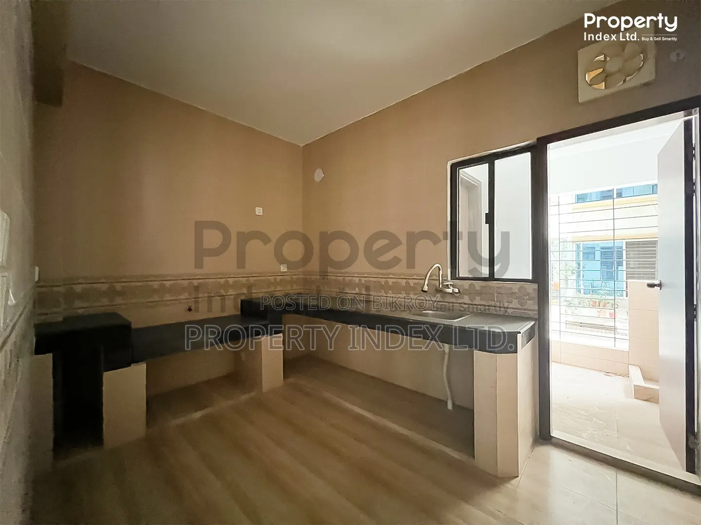 3bdrm Apartment in Basundhara for Sale