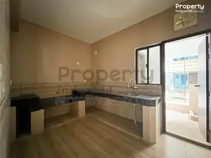 3bdrm Apartment in Basundhara for Sale