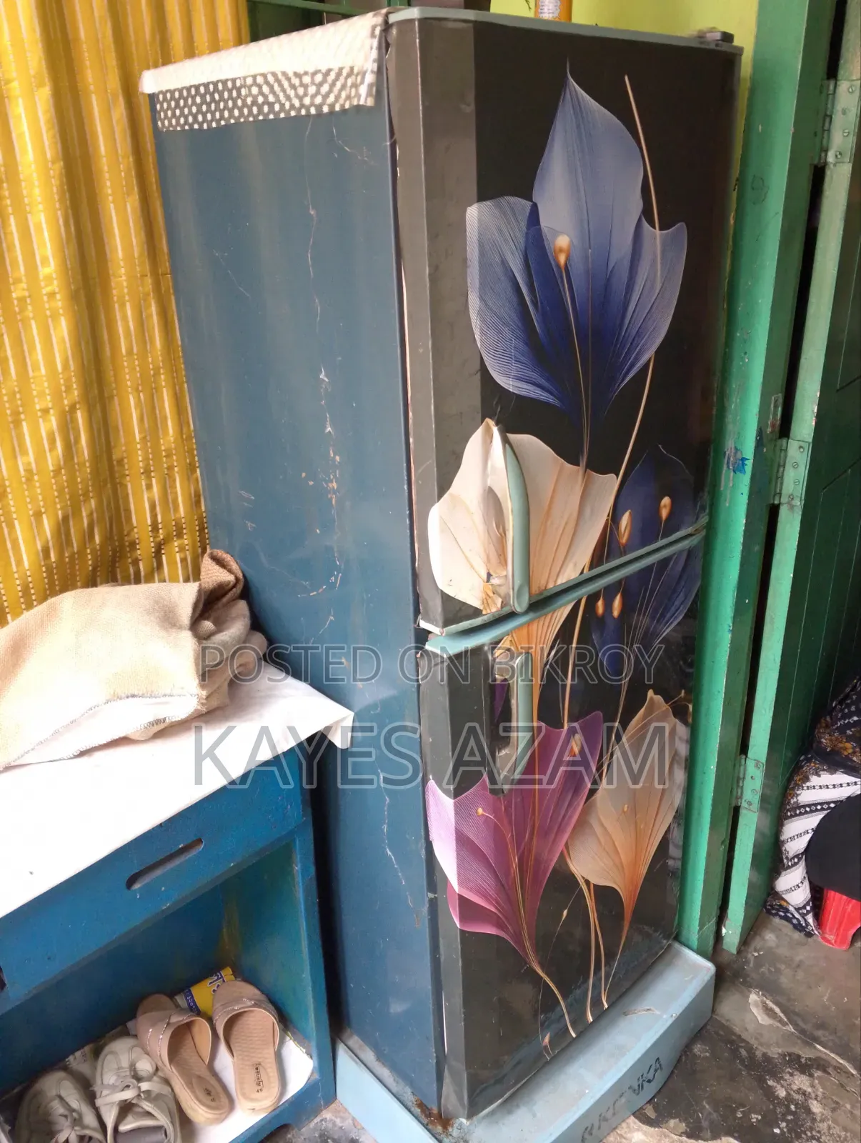 ভাল কন্ডিশনে Konka ডাবল ডোর ফ্রিজ বিক্রয় হবে