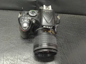 Nikon D5200 With 18-55mm Kit Lens – Full Fresh Condition!