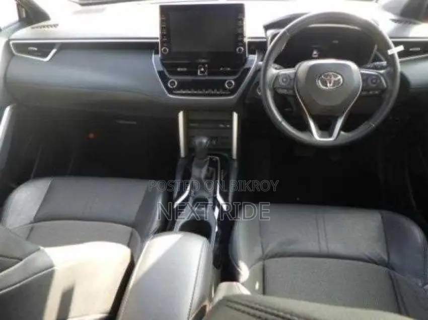 Toyota Corolla Cross 1.8 Hybrid FWD 2022 Black