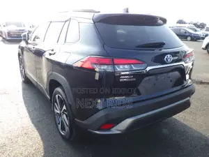 Toyota Corolla Cross 1.8 Hybrid FWD 2022 Black