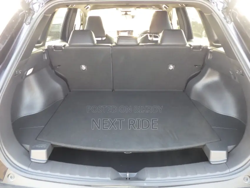 Toyota Corolla Cross 1.8 Hybrid FWD 2022 Black