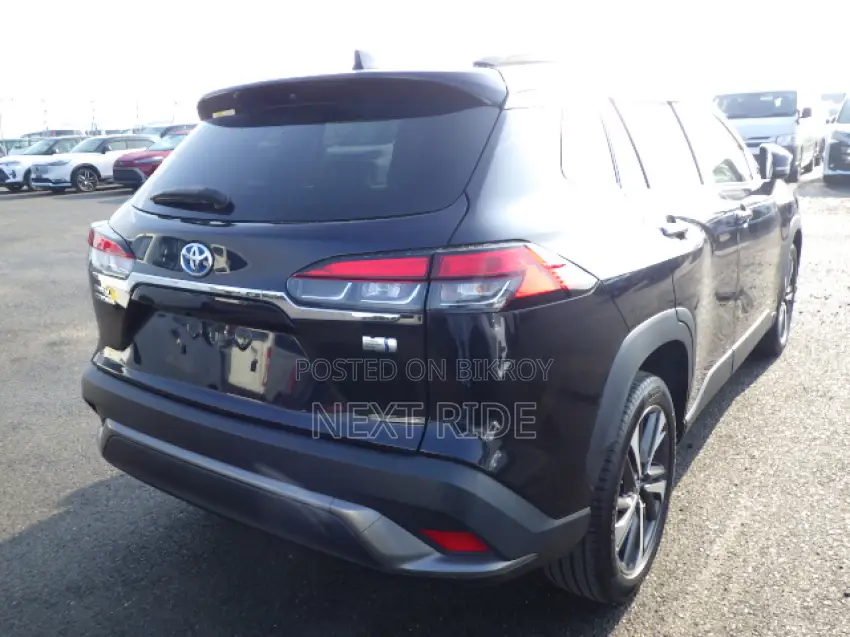 Toyota Corolla Cross 1.8 Hybrid FWD 2022 Black