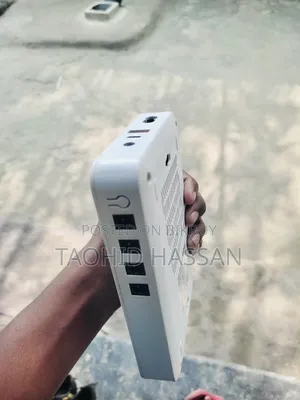 Solitine 702 Mini UPS 12000mah