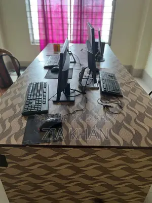 Large Computer/Office/Study Table – Good Condition