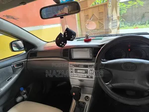 Toyota Corolla Sedan 2004 Silver
