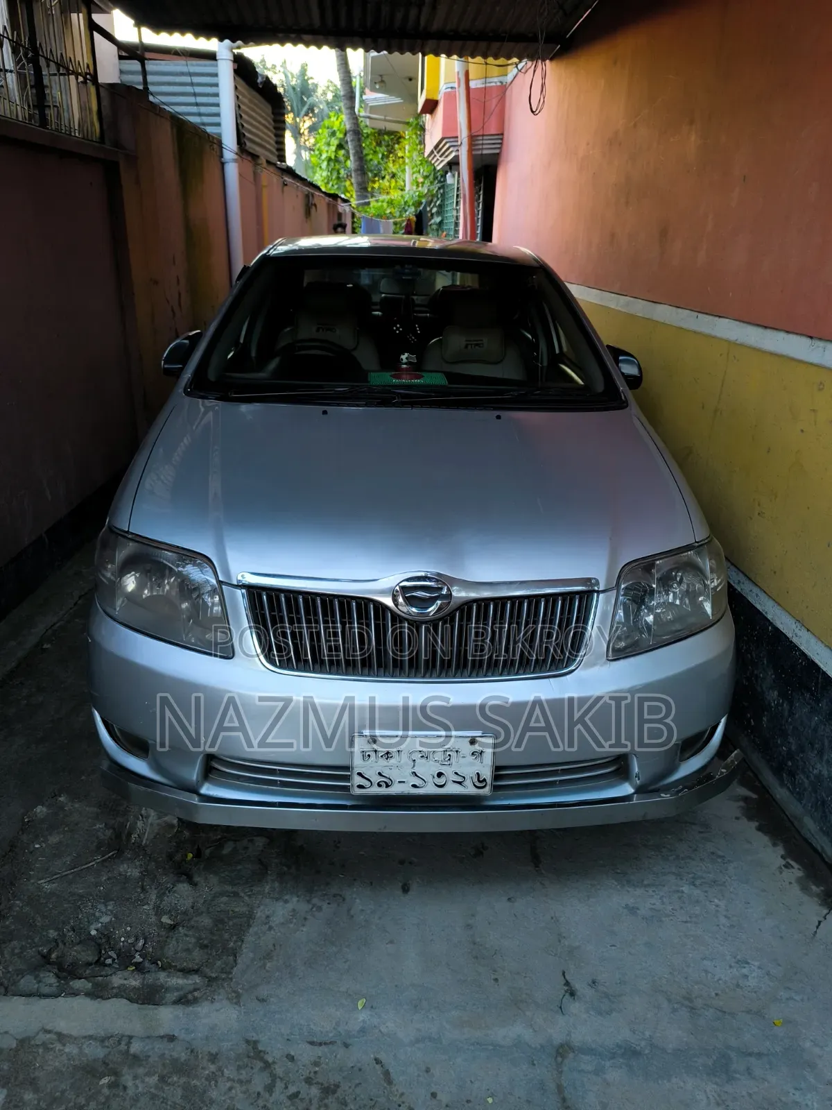 Toyota Corolla Sedan 2004 Silver