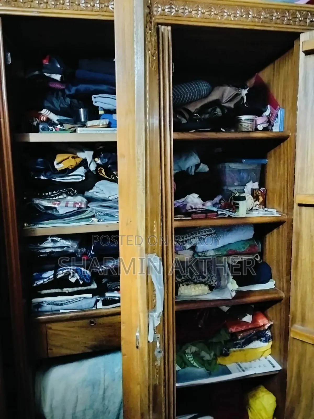 Korai Wood 3-Drawer Almirah for Sale