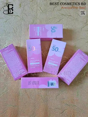 জাপান সাকুরা সানস্ক্রিন ওয়াটারি অ্যান্ড হোয়াইটেনিং