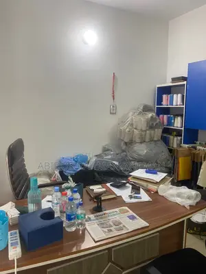 ভাড়ার জন্য রুম