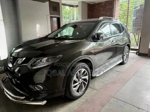 Nissan X-Trail 2.0 Petrol AWD 2016 Green