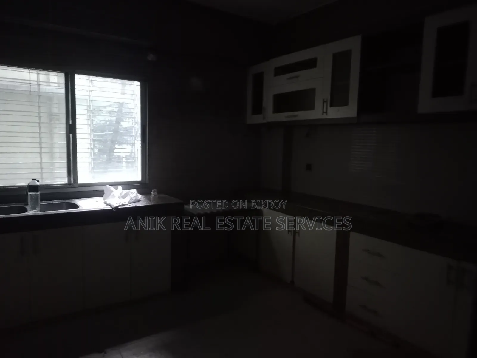 3-bedroom Apartment in Anik Real Estate, Gulshan for rent