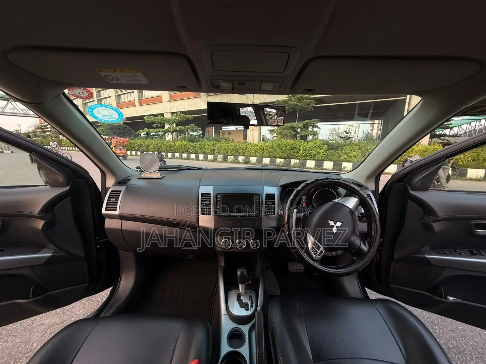 Mitsubishi Outlander 2010 Black