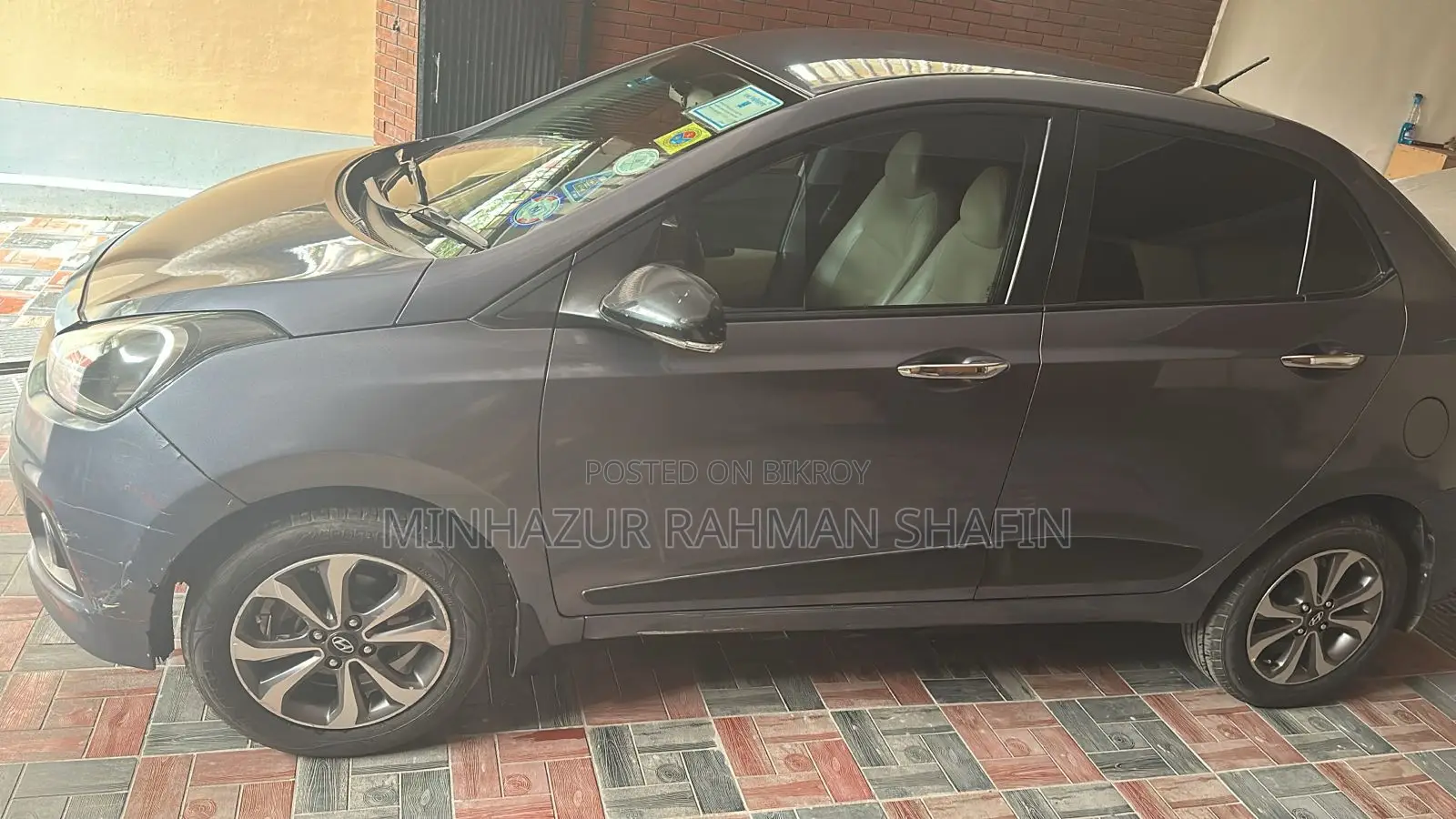 Hyundai Xcent 2016 Blue