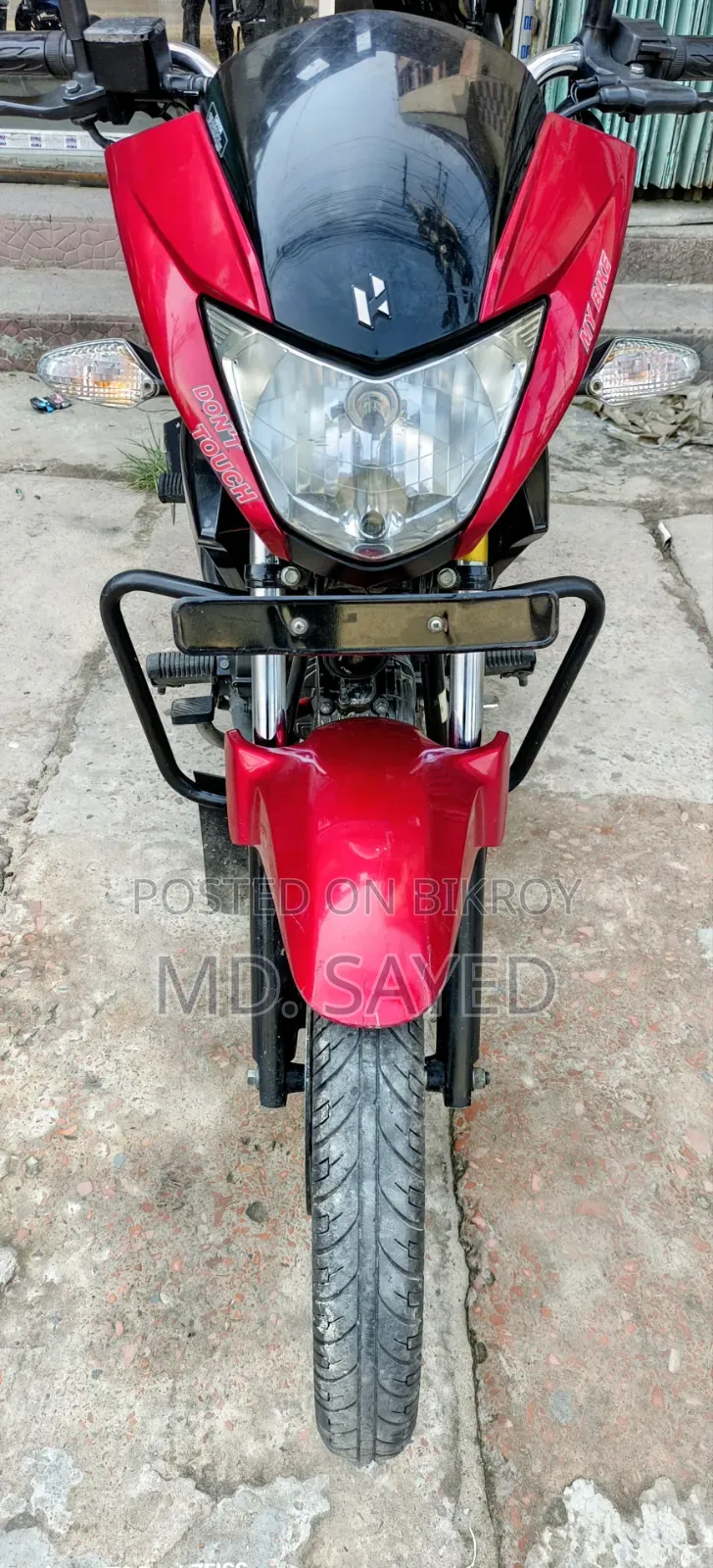 Hero Glamour BS4 2021 Red