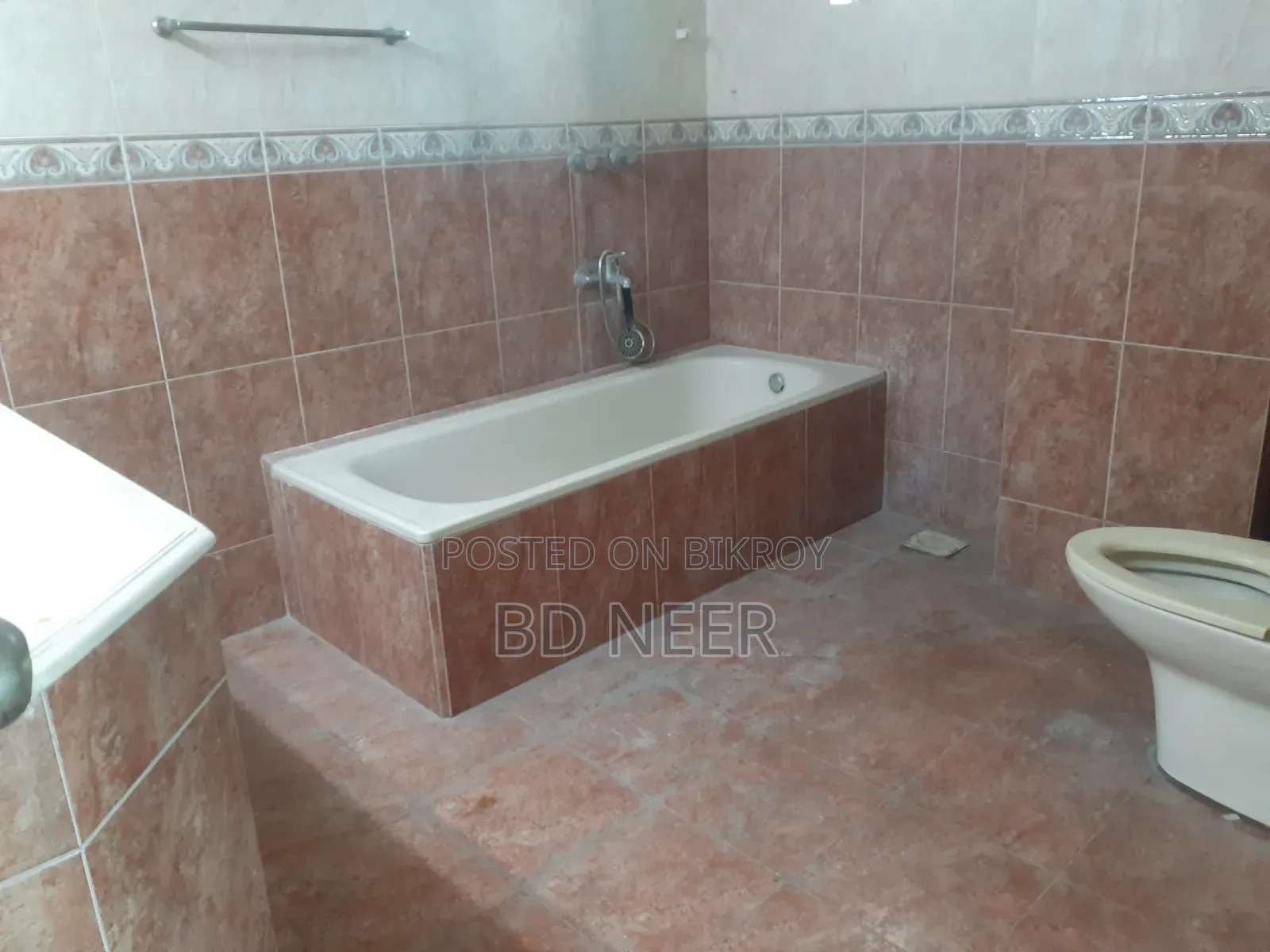 4-bedroom Apartment in Gulshan for Rent