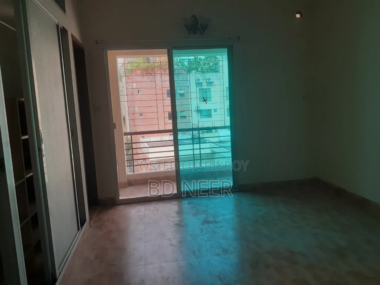 4-bedroom Apartment in Gulshan for Rent