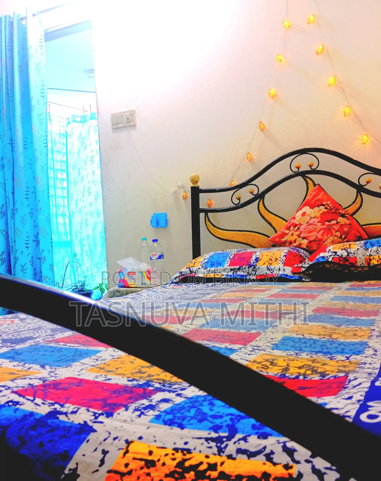 Semi Double Bed