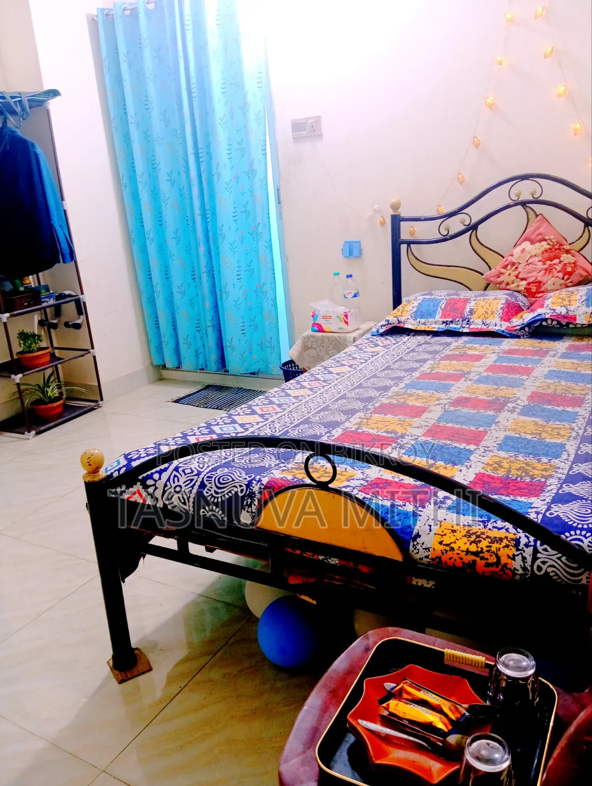 Semi Double Bed