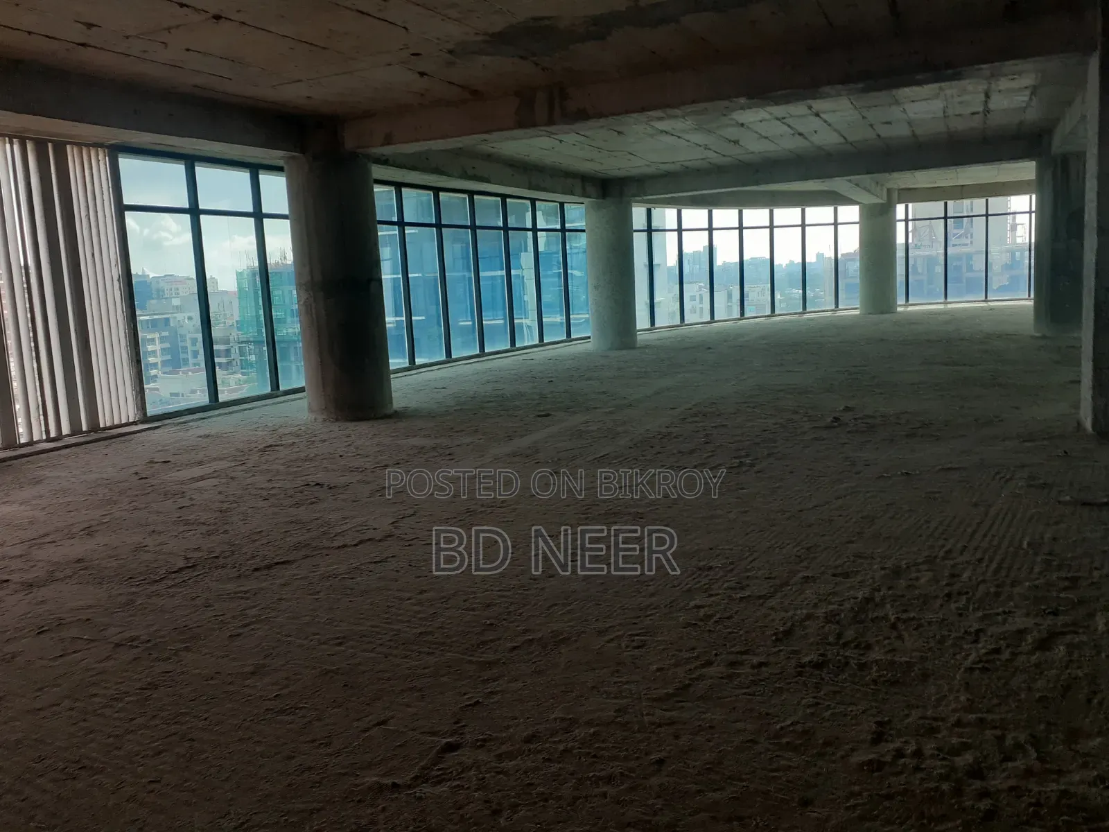Commercial 2500 Square Feet Open Space for Rent in Gulshan-2