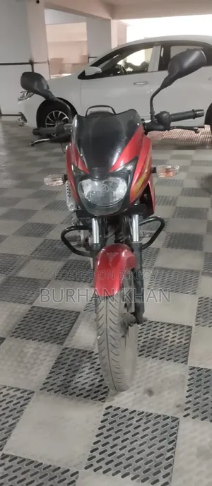 Bajaj Pulsar 150 2011 Red