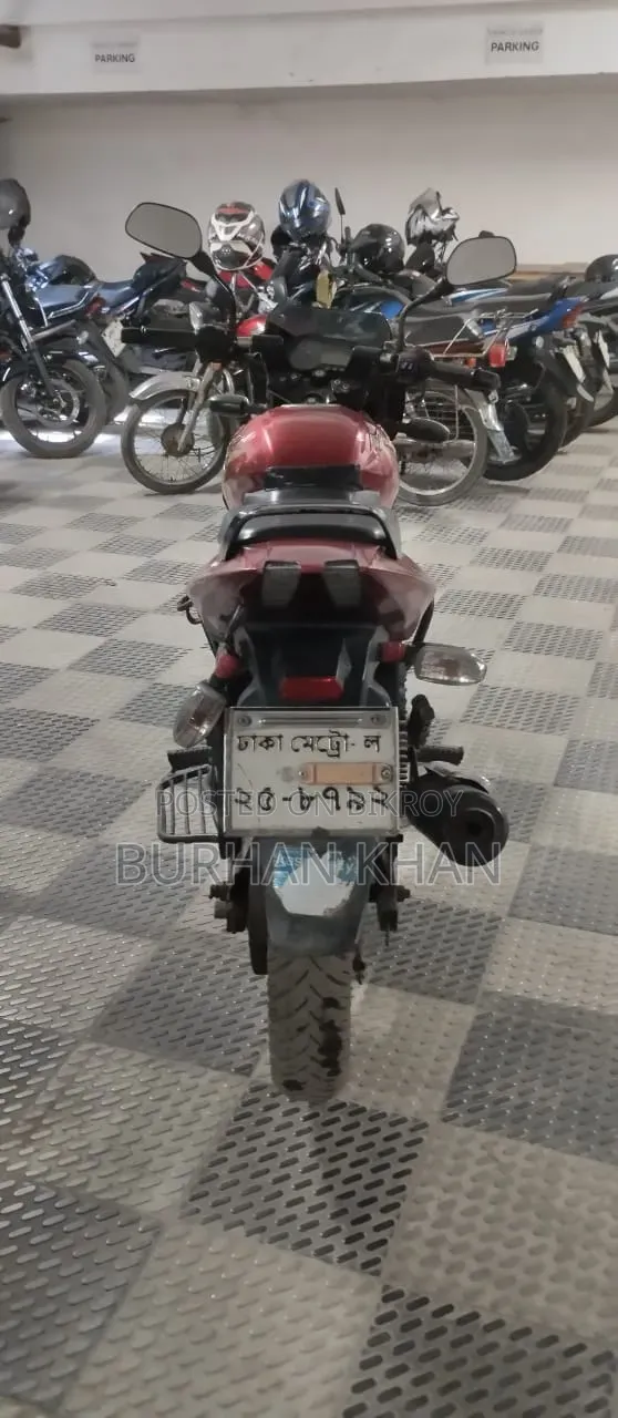 Bajaj Pulsar 150 2011 Red