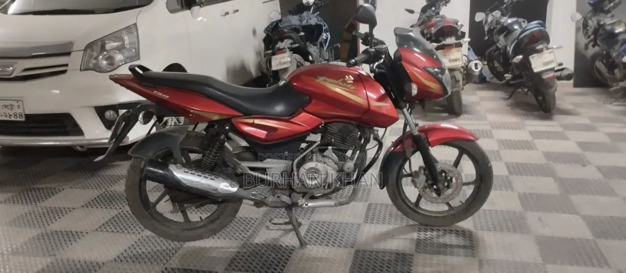 Bajaj Pulsar 150 2011 Red