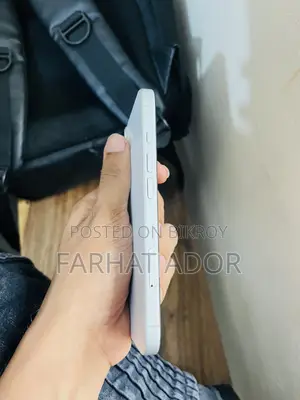 Apple iPhone 16 128 GB White