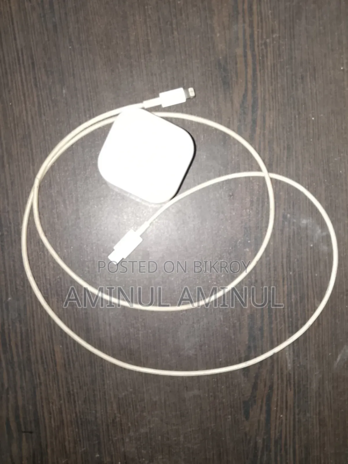 iPhone 14 Charger. 9 Months Old Used