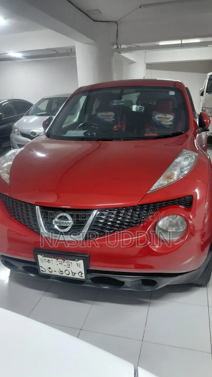Nissan Juke 2011 Red