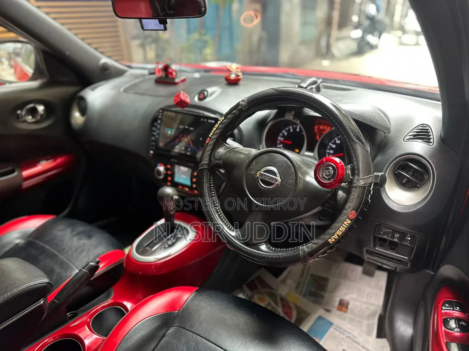Nissan Juke 2011 Red