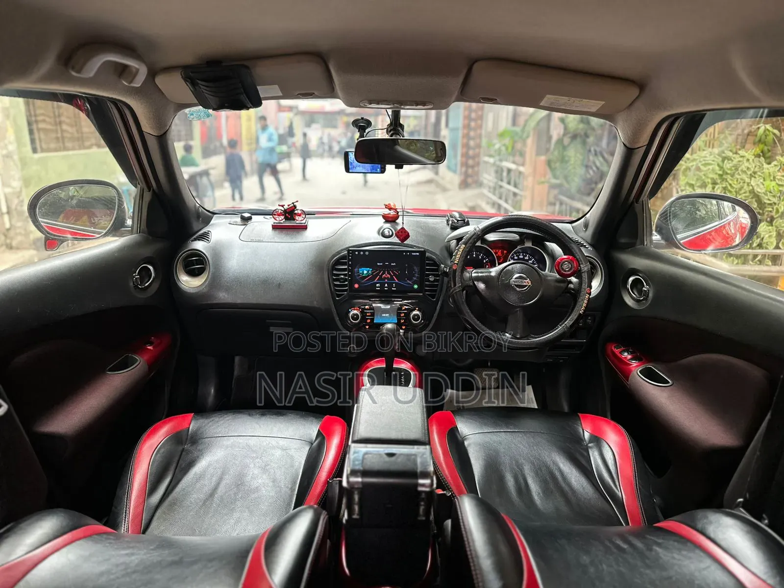 Nissan Juke 2011 Red